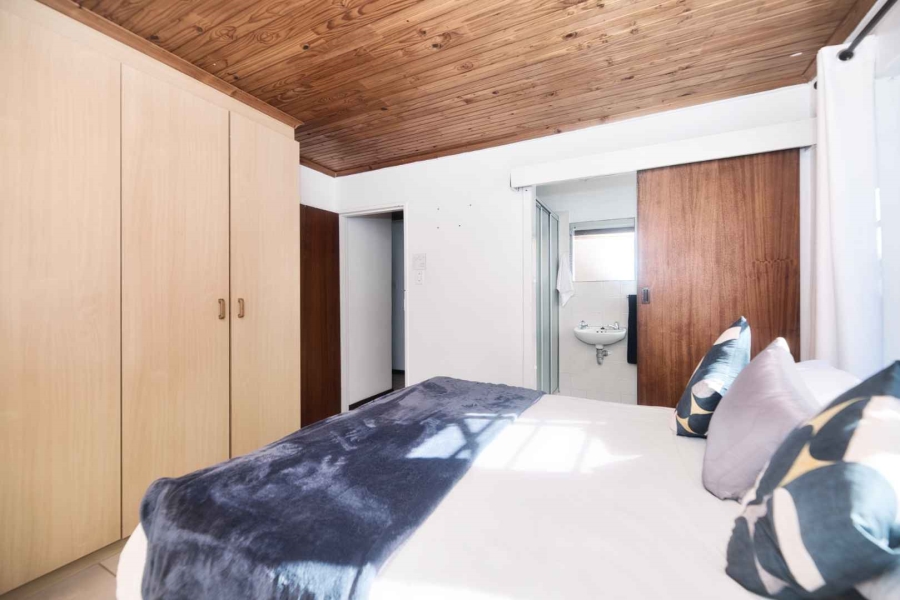 2 Bedroom Property for Sale in Westcliff Western Cape